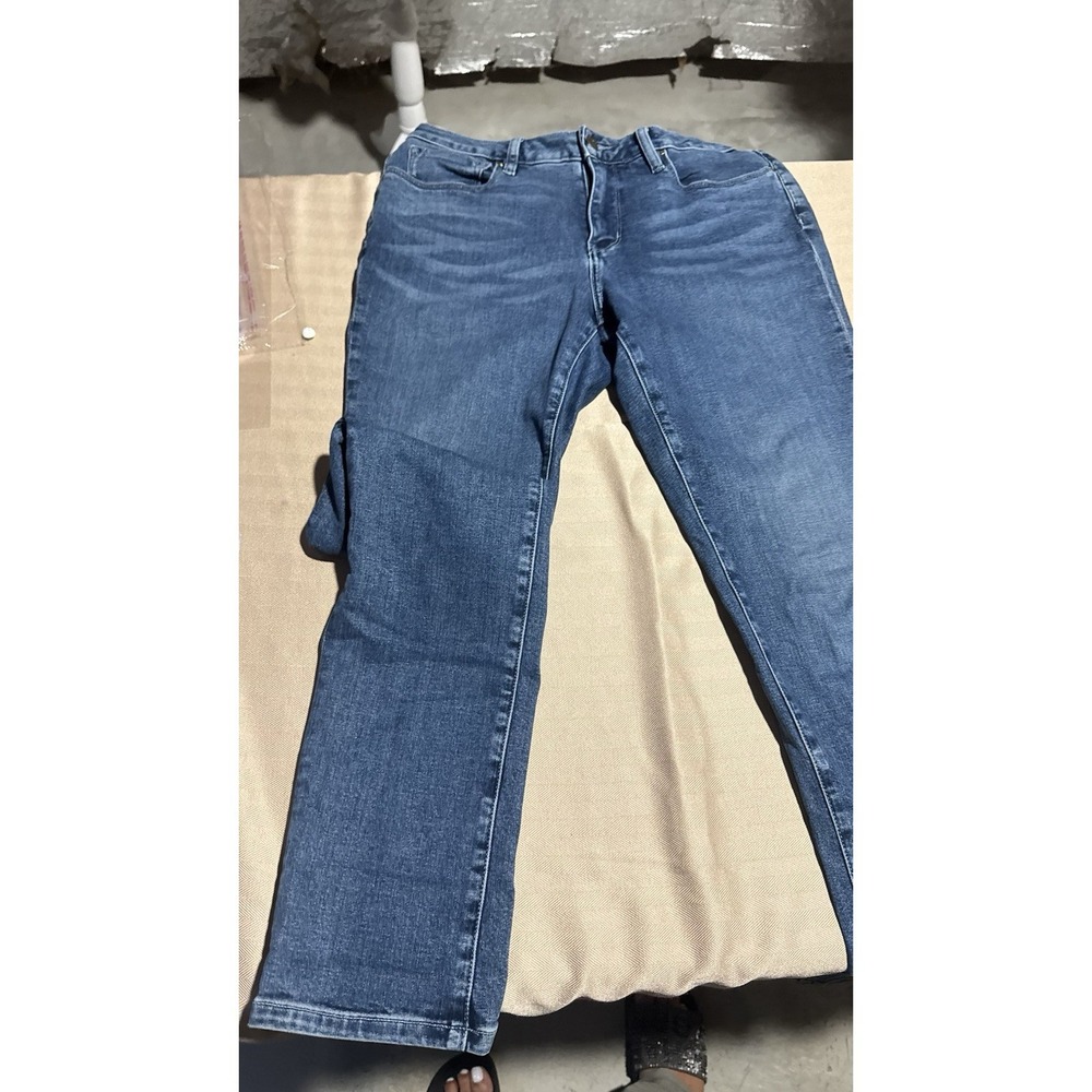 J. Crew Skinny Medium Wash Blue Denim Women's Jeans 5-Pocket Design